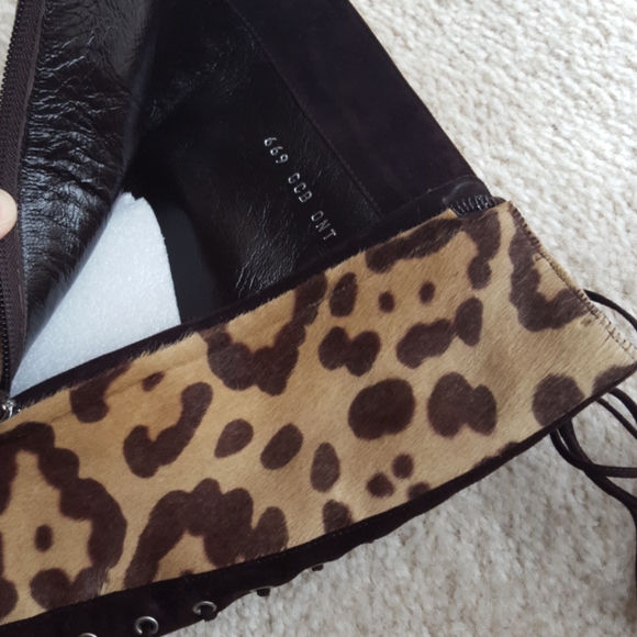 Valentino Garavani Leopard Print Pony Hair Boot - Picture 8 of 8